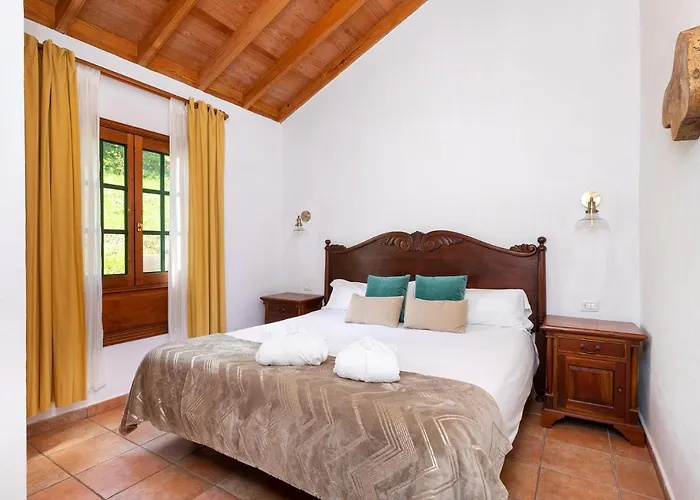 Casas Del Chorro *