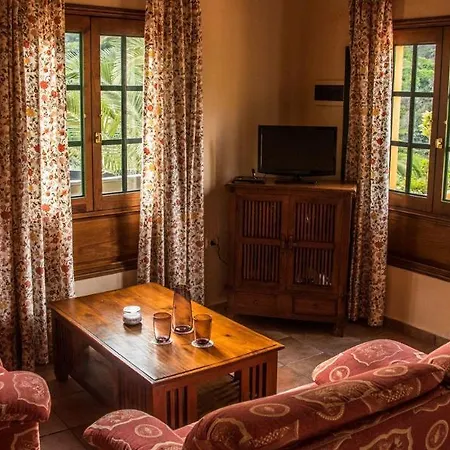 Casas Del Chorro * Agulo